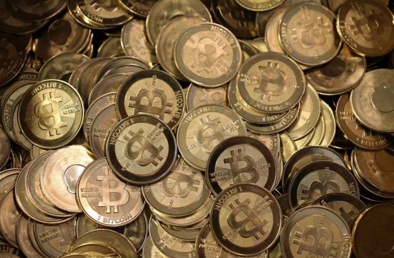 Fintech. Un confronto competitivo tra eMoney, legal tender e valute digitali